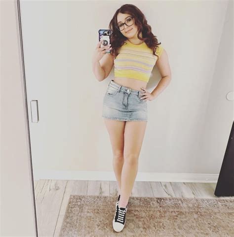 leana lovings cei|cum compilation : r/leana.